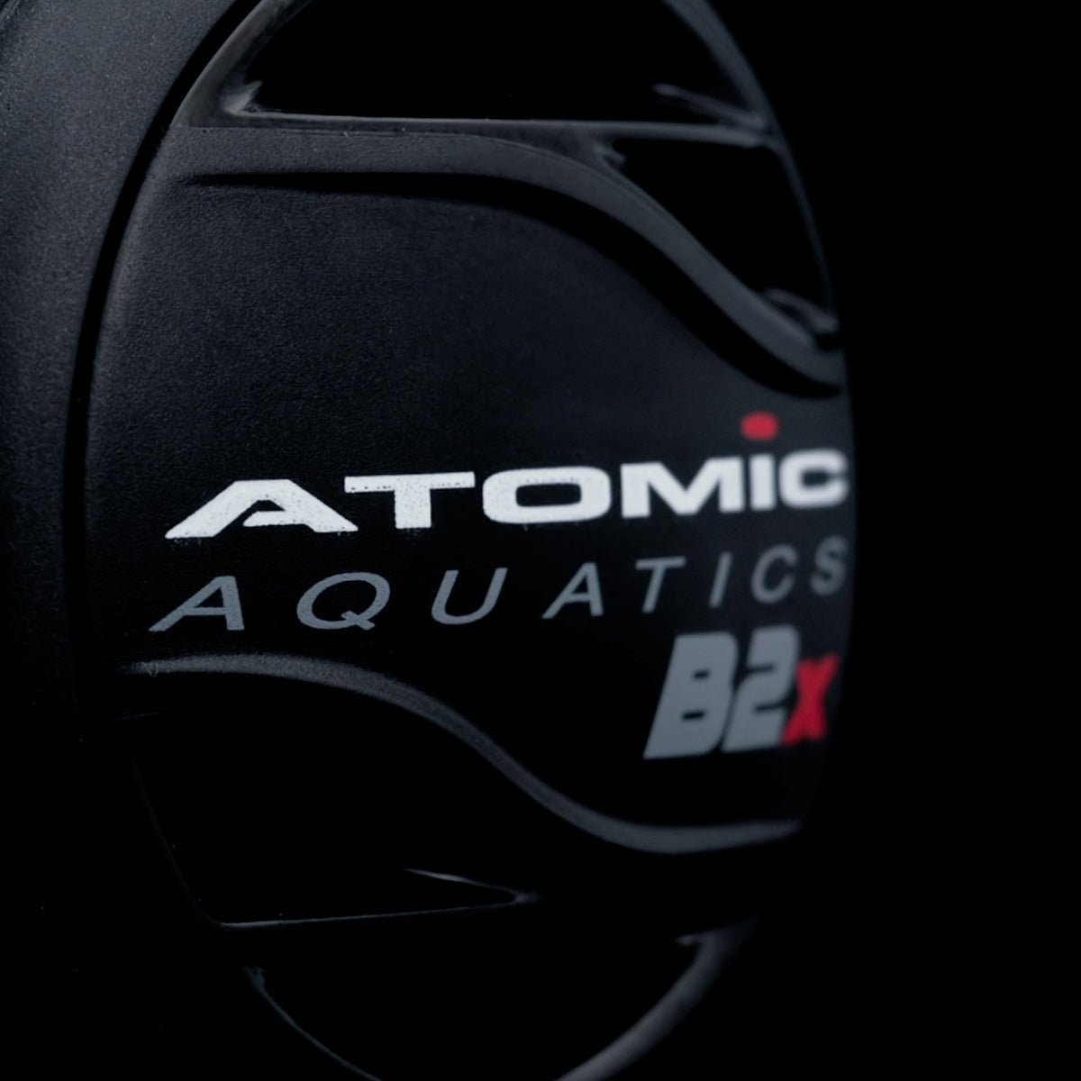 Atomic Aquatics B2X 1st & 2nd stage scuba regulator