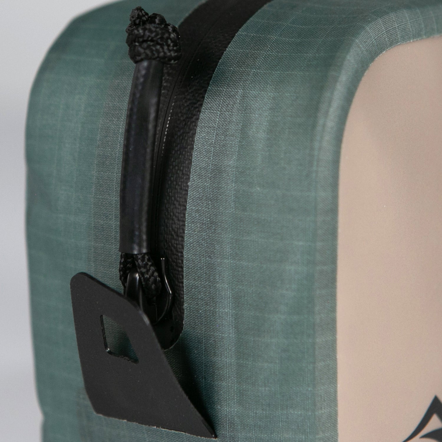 Sea to Summit 7L Hydraulic Packing Cube Water Resistant Case