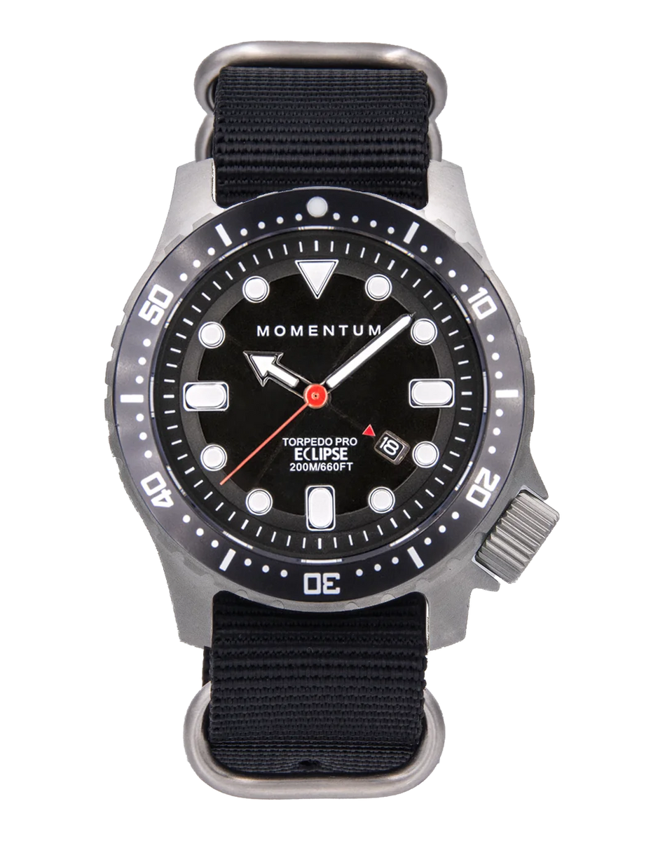 Momentum Torpedo Pro Eclipse Solar 44mm 200M Waterresistant House of