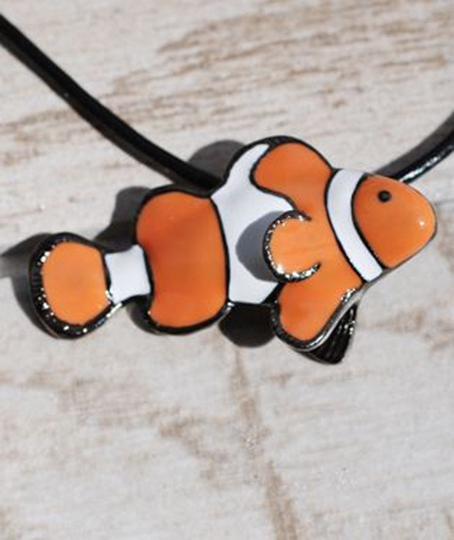 Big Blue Aquatic Realistic Pewter Clownfish Pendant on 18