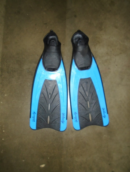 Aeris Velocity Full Foot Fin Scuba Diving Snorkeling Swim Size 1-2/34-35 BLUE