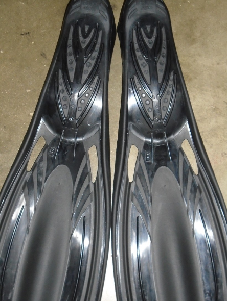 Sherwood Elite Full Foot Scuba Diving Snorkeling Fins - Small/EU40-41/US7.5-8.5