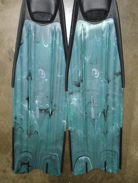 Rob Allen Scorpia Full Foot Freediving Fins Long Blade Scuba Diving Spearfishing - Size SMALL