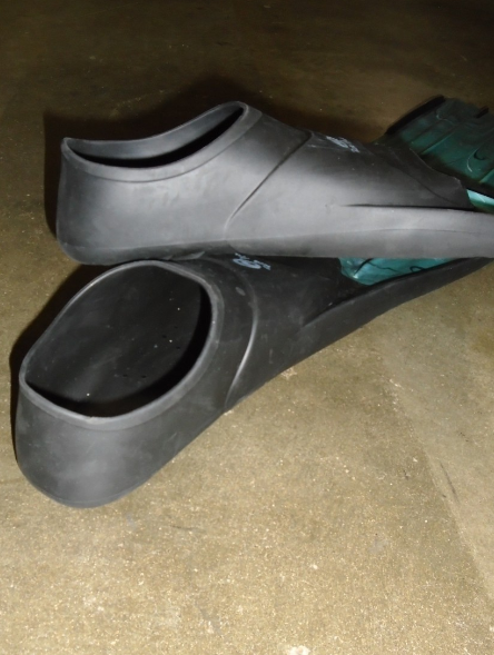 Rob Allen Scorpia Full Foot Freediving Fins Long Blade Scuba Diving Spearfishing - Size SMALL