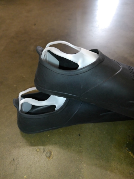 Mares Razor Pro Freediving Long Blade Full Foot Fins Spearfishing Size 43-44 BLK