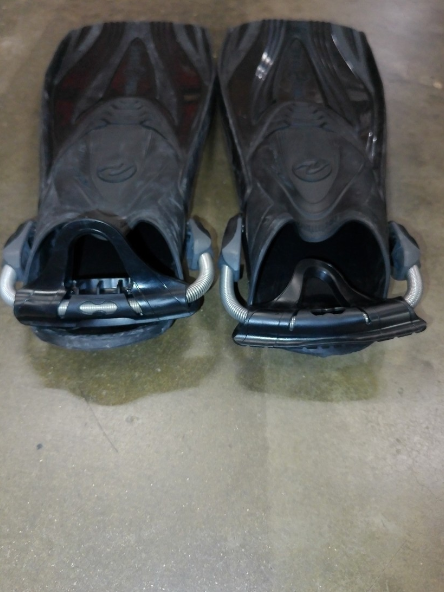 Aqualung Express ADJ Open Heel Fins Scuba Diving Snorkeling Size Regular - BLACK
