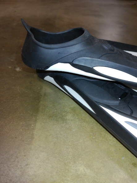 Aqualung Express Full Foot Fins Scuba Dive Snorkeling Size EU 36-37 US 4-5 WHITE