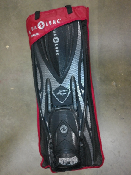 Aqualung Slingshot Open Heel Fins Scuba Diving Snorkeling Size Regular - SIL/BLK