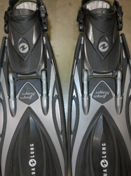 Aqualung Slingshot Open Heel Fins Scuba Diving Snorkeling Size Regular - SIL/BLK